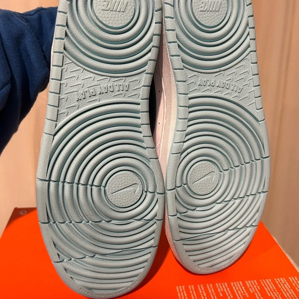 Nike 🔥 brand